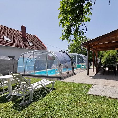 Forrest Apartman Gyenesdiás Buitenkant foto