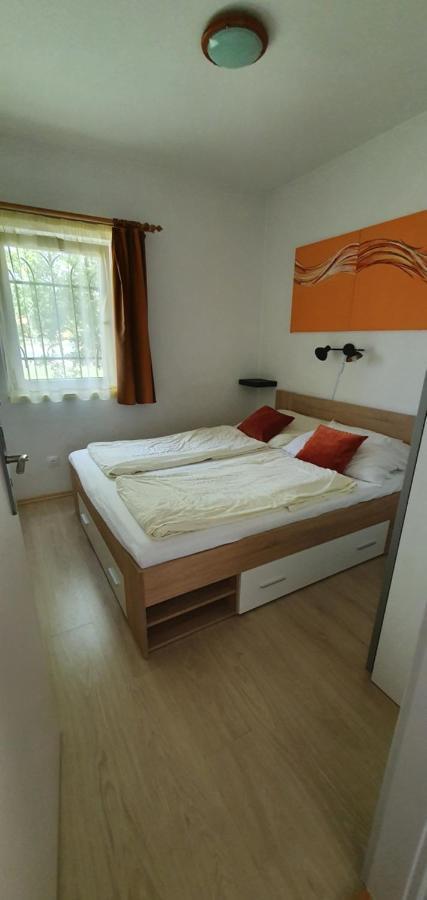Forrest Apartman Gyenesdiás Buitenkant foto