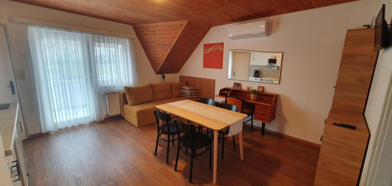 Forrest Apartman Gyenesdiás Buitenkant foto